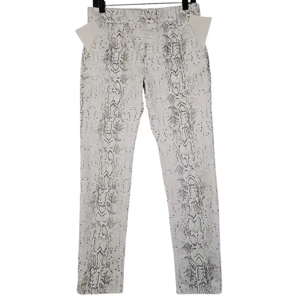 Flog ~Woman Size 29~ White Silver Animal Print Pull On Pants Stretch. - Picture 10 of 12